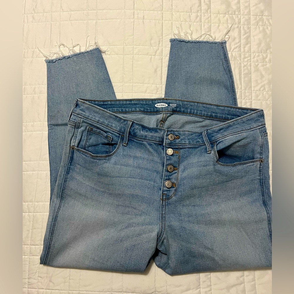 Old Navy Rock Star super skinny ankle jeans, light wash, size 16